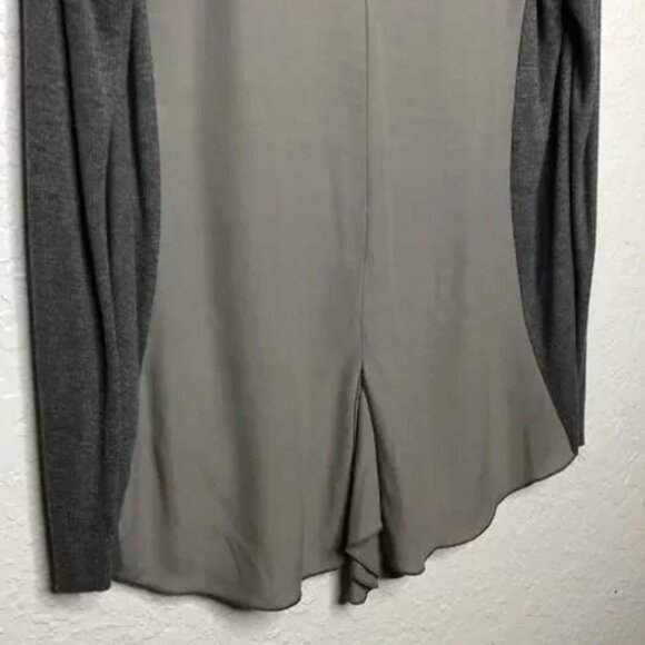 Lola & Sophie gray split hem knit sleeve v neck mixed fabric top size Large - Picture 9 of 11